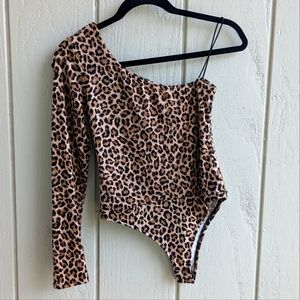Vibe sports wear One Shoulder Cheetah Print Bodysuit s